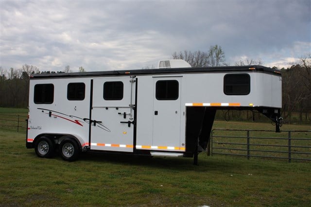 Trailer Photo 1