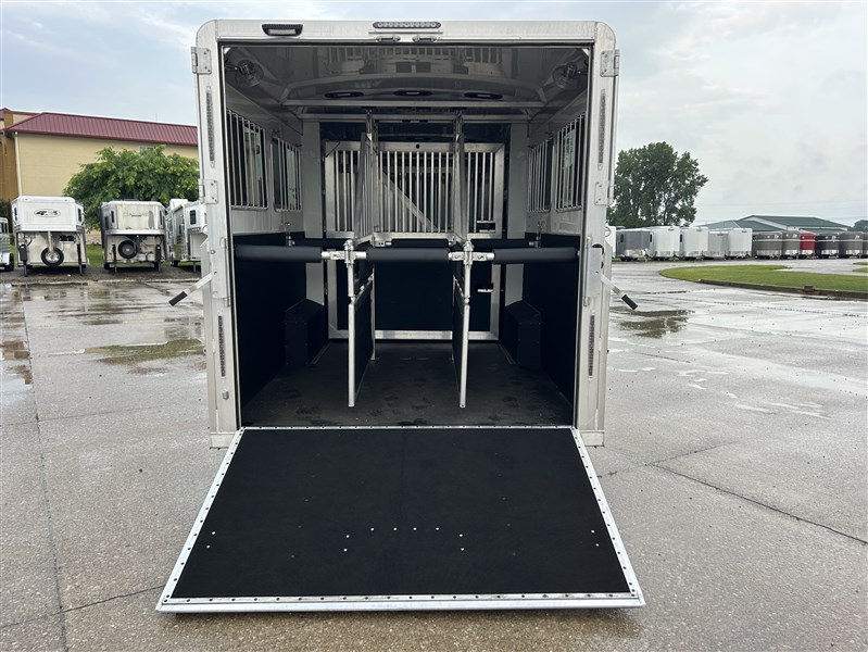 Trailer Photo 5