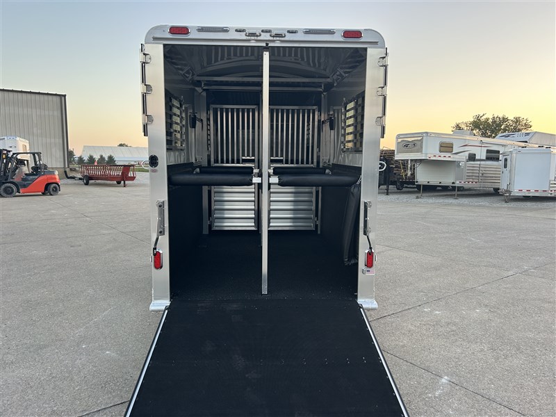 Trailer Photo 6