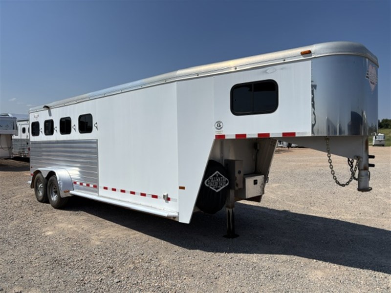 Trailer Photo 3