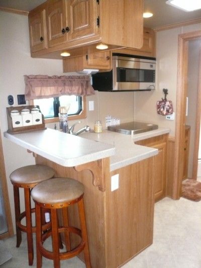 2009 Bison  DEALER DEMO BEAUTIFUL BAR UNIT WITH ALL THE EXTRAS