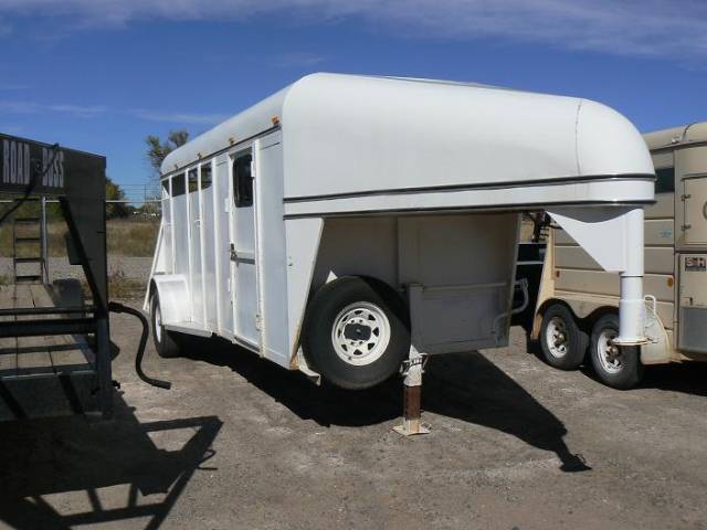 D And D Trailers >> T T Trailer Sales New Used Horse Trailers Bumper Pull D And D Trailers >> T T Trailer Sales New Used Horse Trailers Bumper Pull