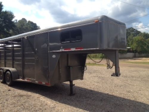 2004 CM 16ft Slant w/ dress