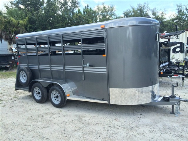 Trailer Photo 16
