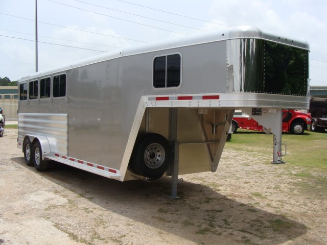 Trailer Photo 14