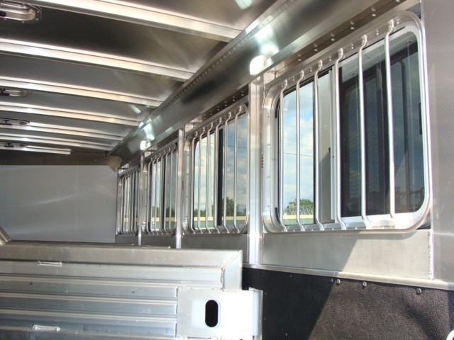 Trailer Photo 9