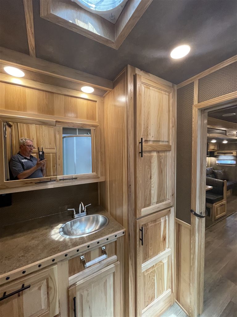 2023 Lakota Bighorn Toy Hauler with Living Quarters 19' Shortwall