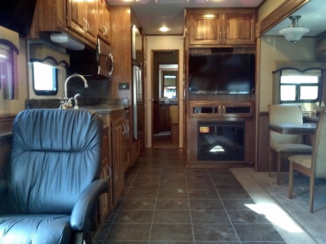 Truck Photo 3
