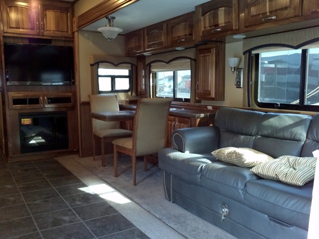 Truck Photo 4