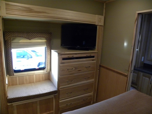 Truck Photo 5