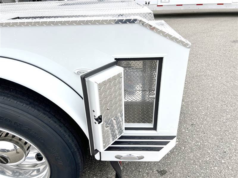 Truck Photo 16