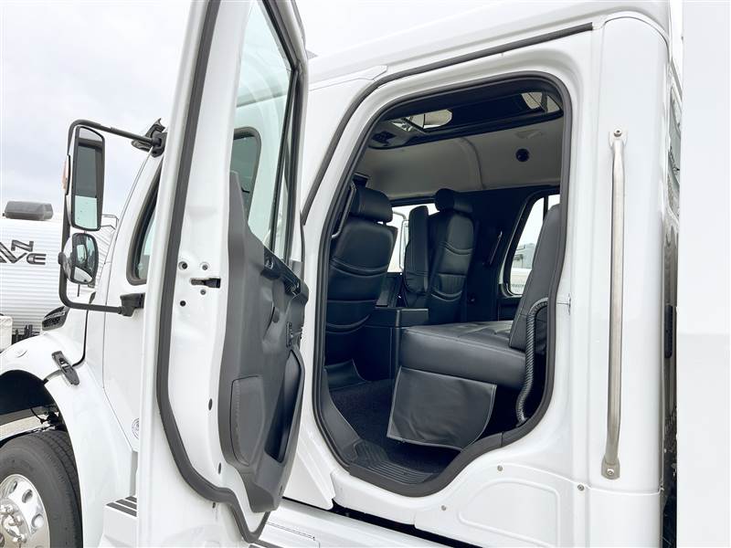Truck Photo 10