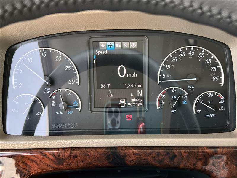 Truck Photo 6