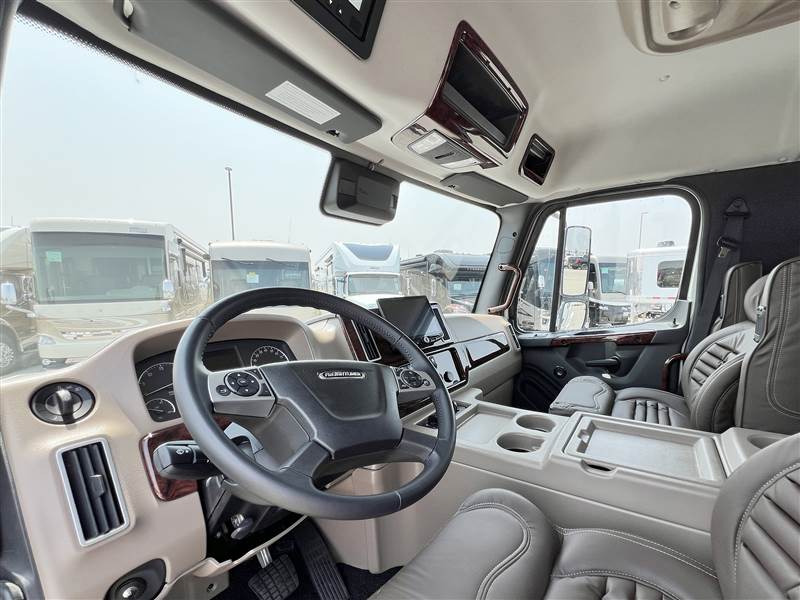 Truck Photo 5