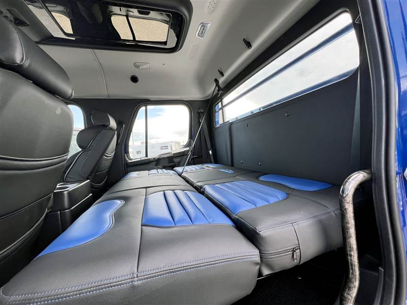 Truck Photo 10