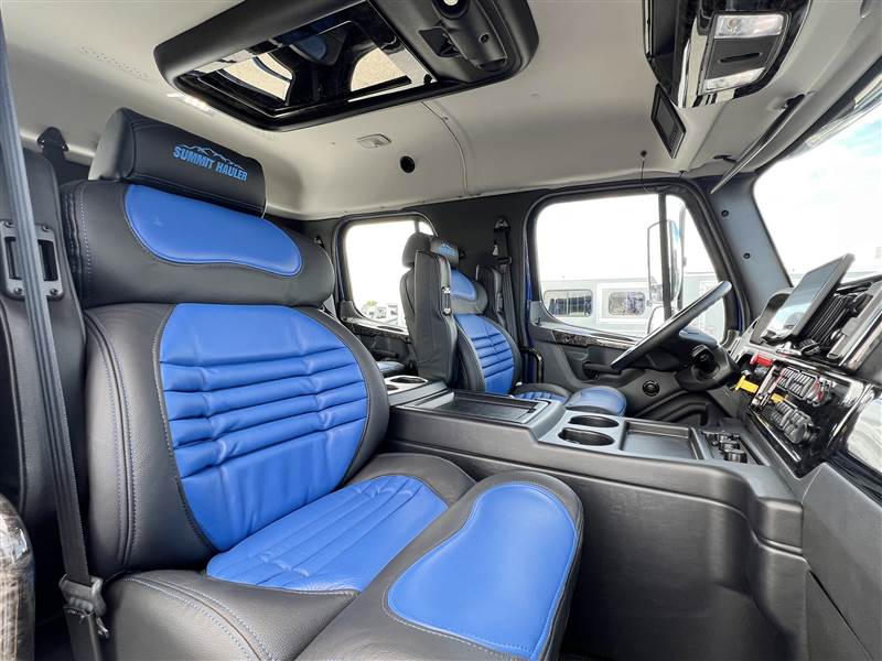 Truck Photo 21