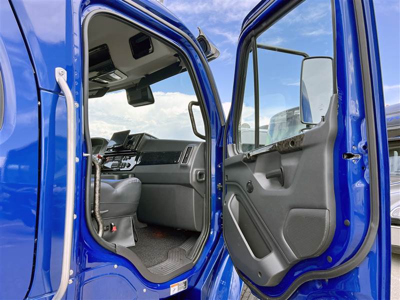 Truck Photo 20