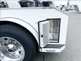 Truck Photo 9