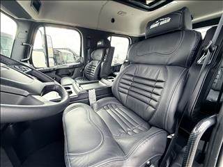 Truck Photo 17