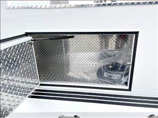 Truck Photo 9
