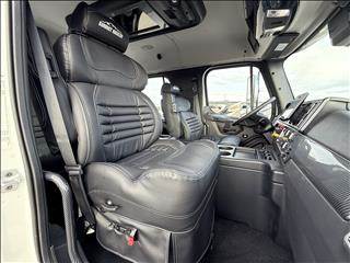 Truck Photo 17