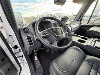 Truck Photo 19