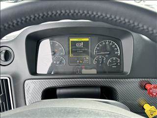 Truck Photo 18