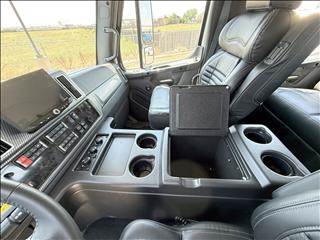 Truck Photo 15