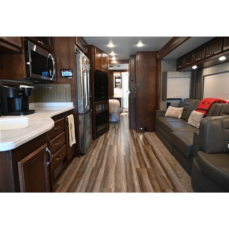 Truck Photo 9