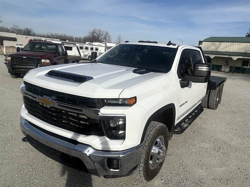 Truck Photo 3