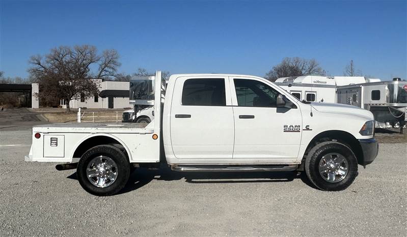 Truck Photo 5