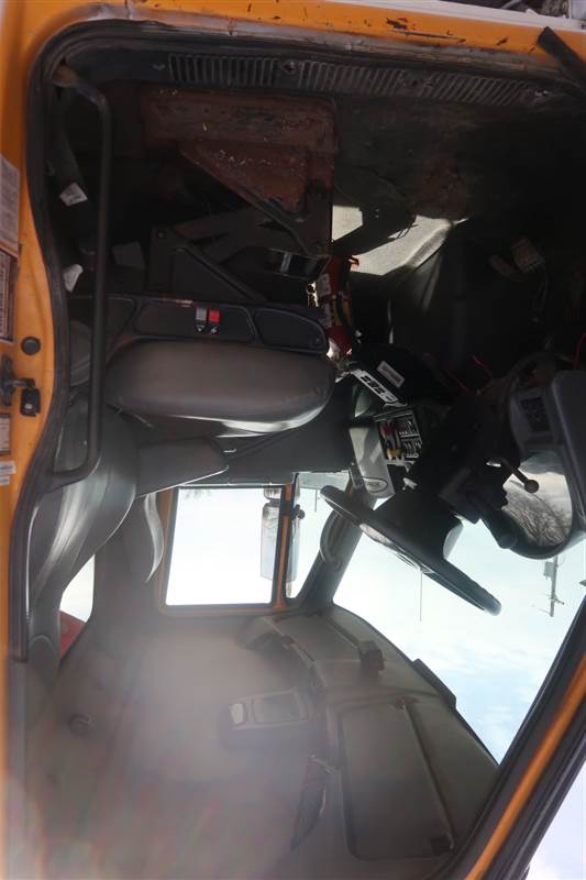Truck Photo 9