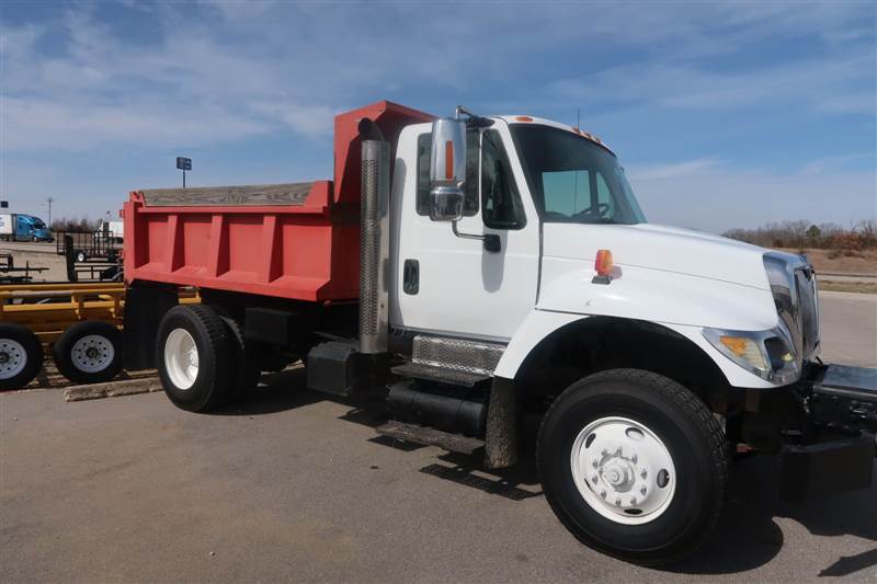 Truck Photo 4