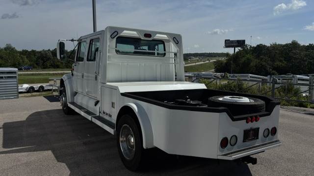 Truck Photo 4