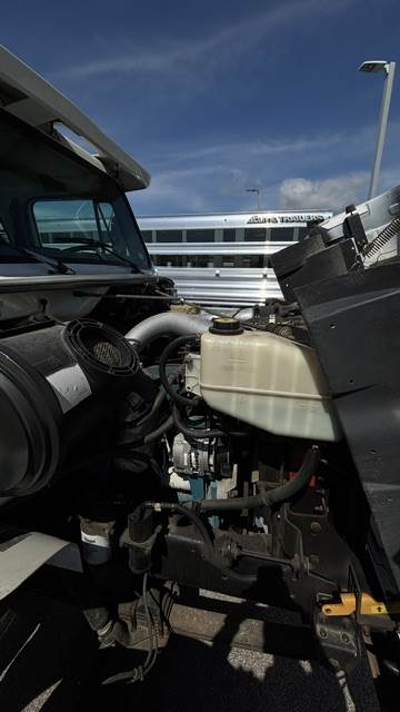Truck Photo 6