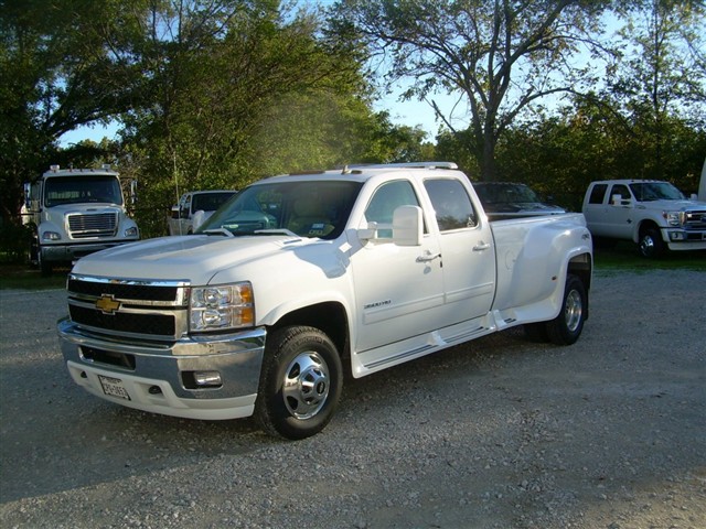 chevy 3500 dually running boards