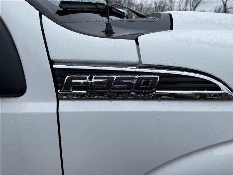 Truck Photo 8