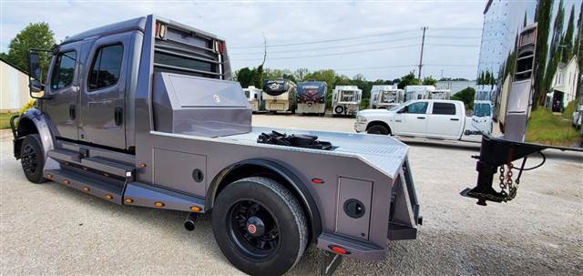 2007
                    Freightliner