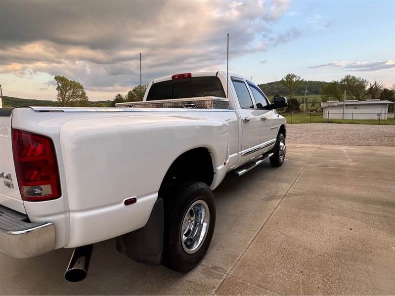 Truck Photo 8
