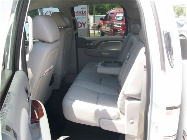 Truck Photo 13