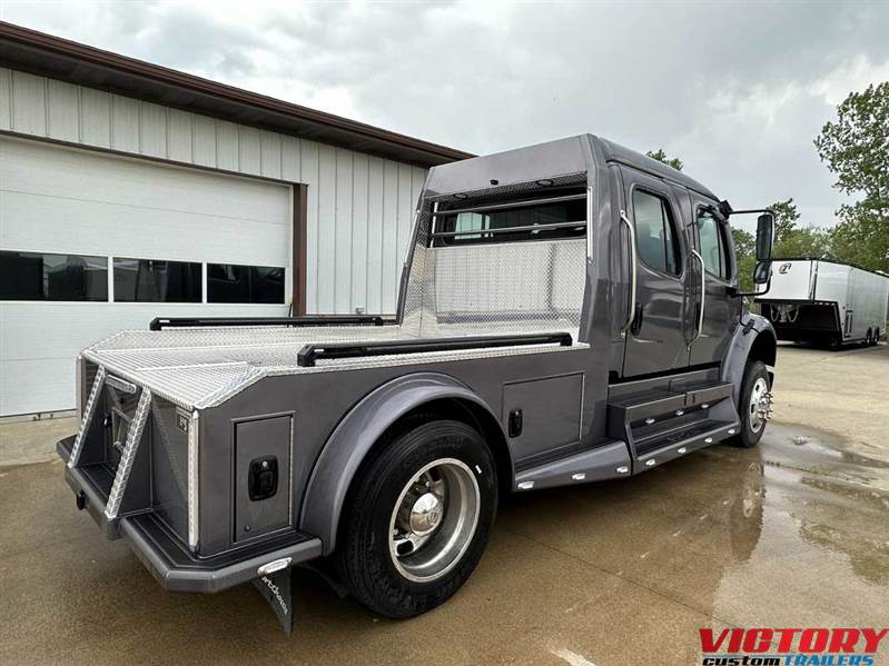 Truck Photo 8