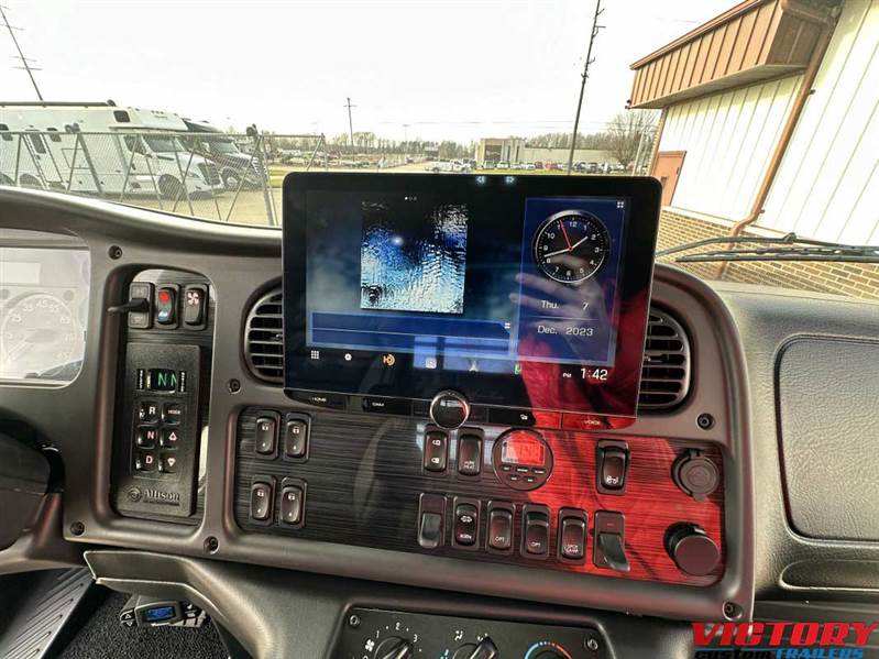 Truck Photo 3