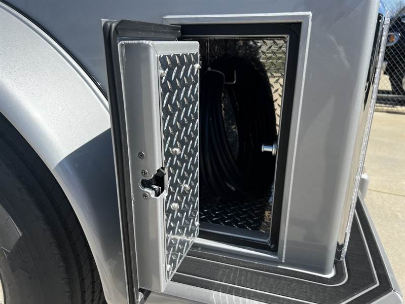 Truck Photo 10