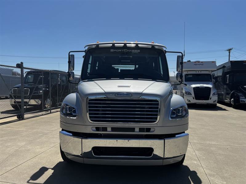 Truck Photo 3