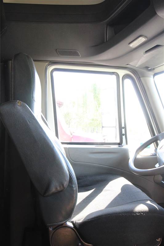 Truck Photo 8