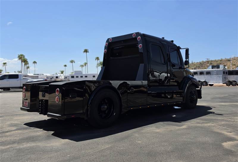 Truck Photo 4