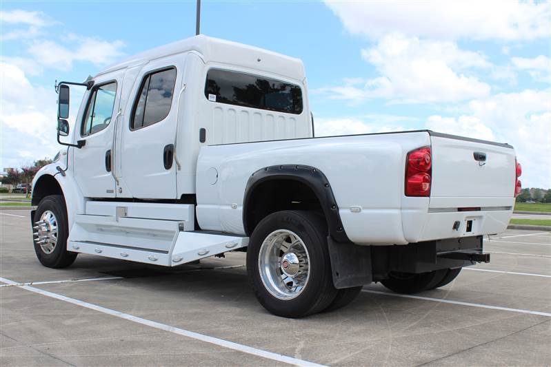 Truck Photo 5