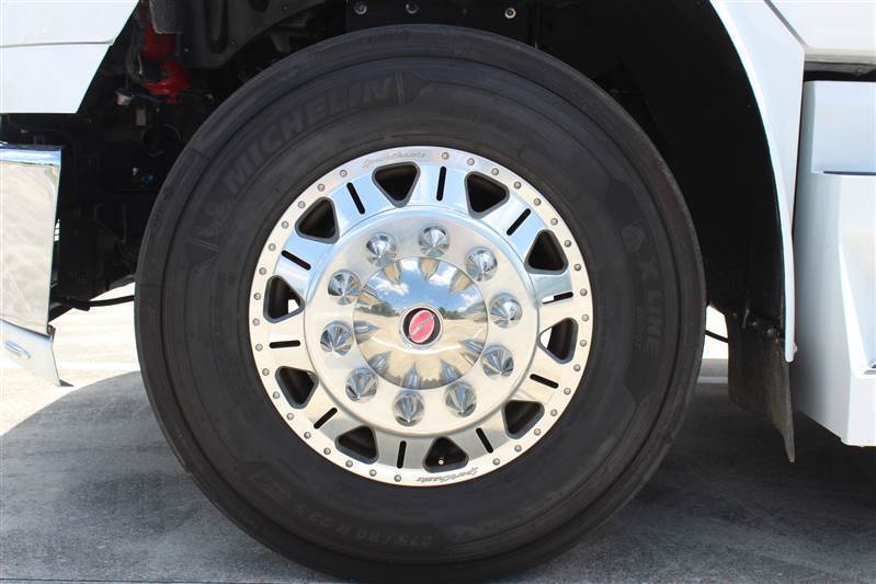 Truck Photo 12