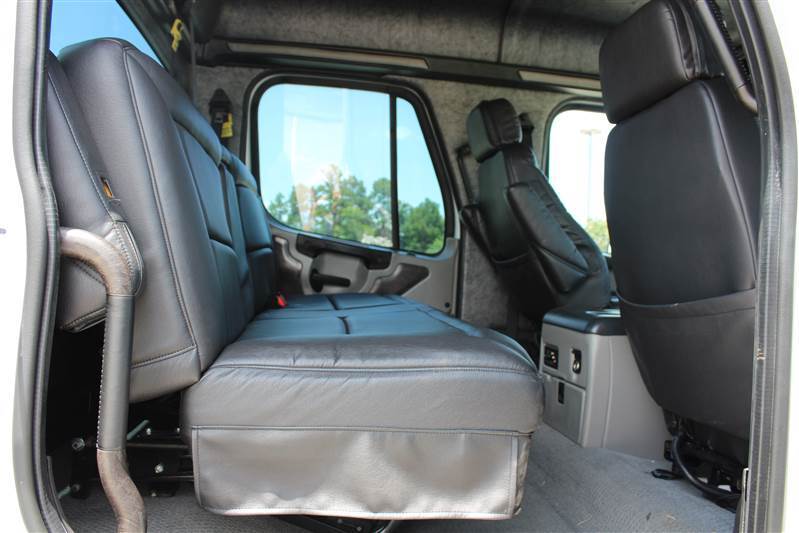 Truck Photo 17