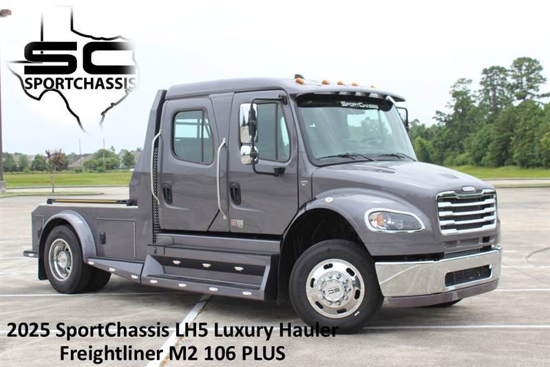 2025 Sportchassis LH5 Luxury Hauler - M2 106